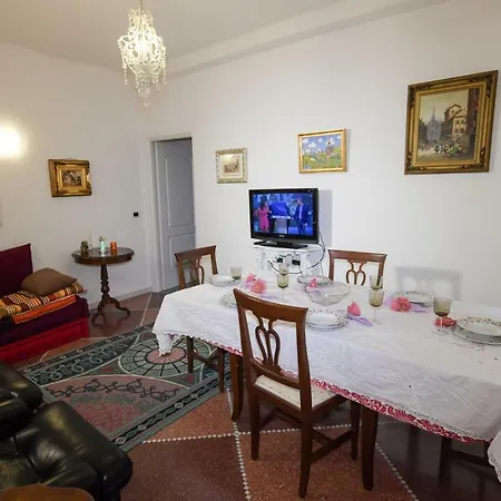 Bella Casa *